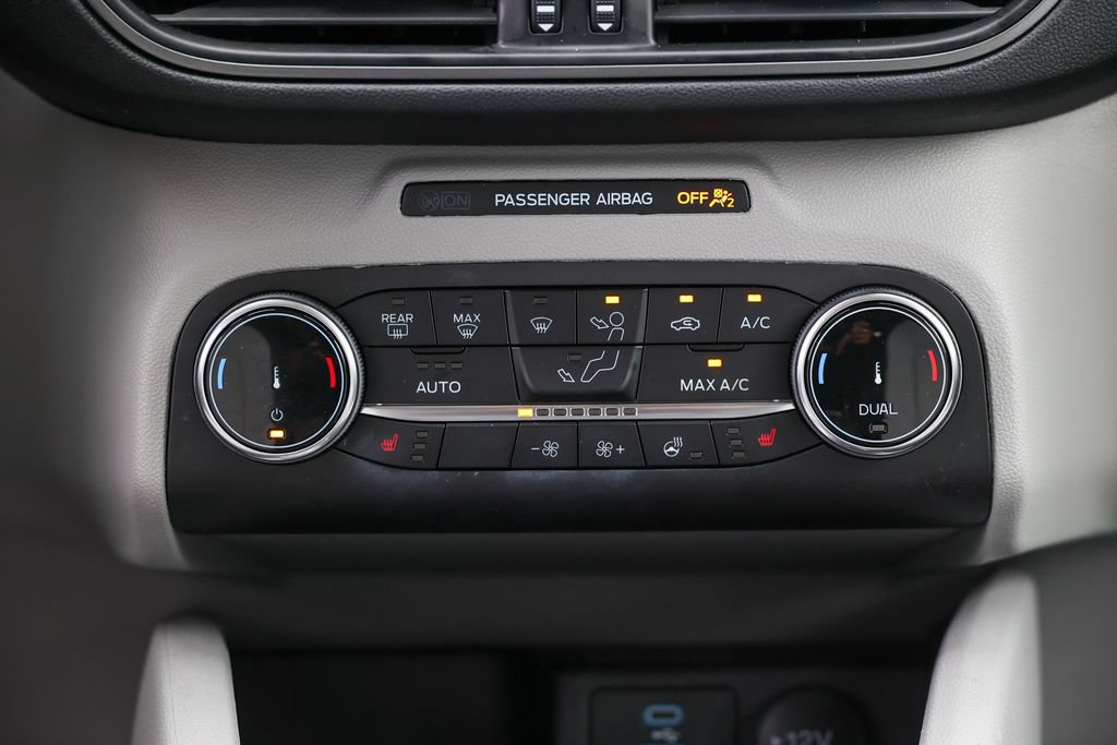 Certified 2023 Ford Escape Active AWD/4WD image 11
