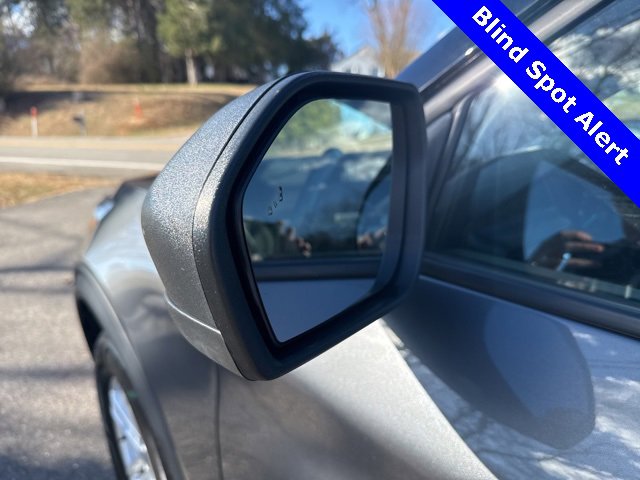 Certified 2022 Ford Explorer XLT w/ Equipment Group 202A image 7