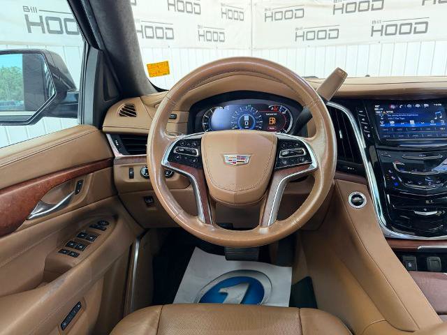 Used 2017 Cadillac Escalade Platinum AWD/4WD image 13