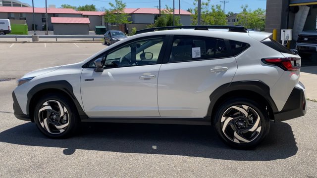 Used 2026 Subaru Crosstrek 2.5i Limited AWD/4WD image 7