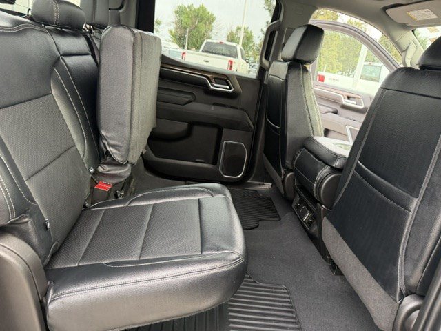 Used 2022 Chevrolet Silverado 1500 LT w/ Diesel Off-Road Package AWD/4WD image 35