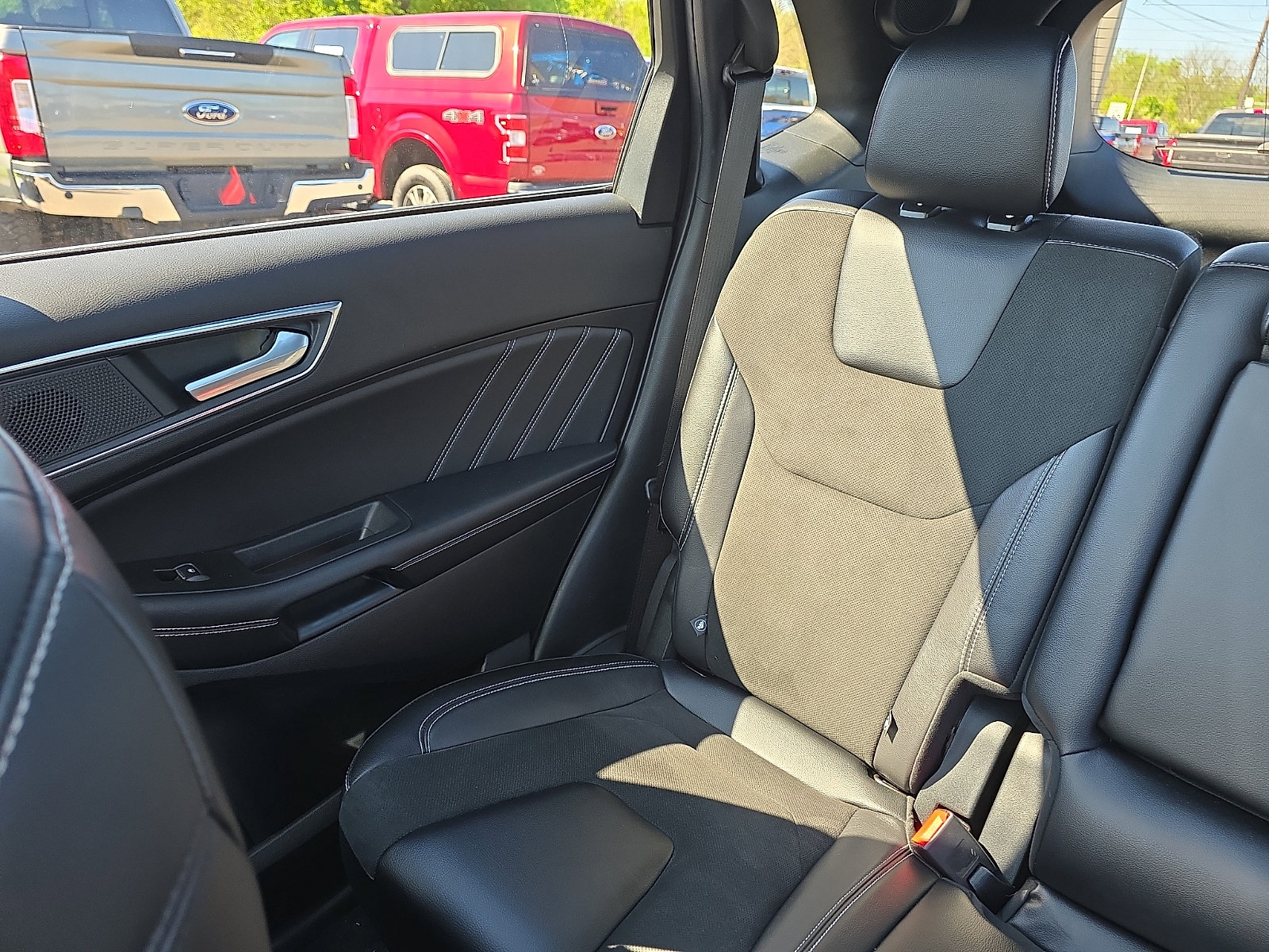 Certified 2022 Ford Edge ST w/ Equipment Group 401A AWD/4WD image 18