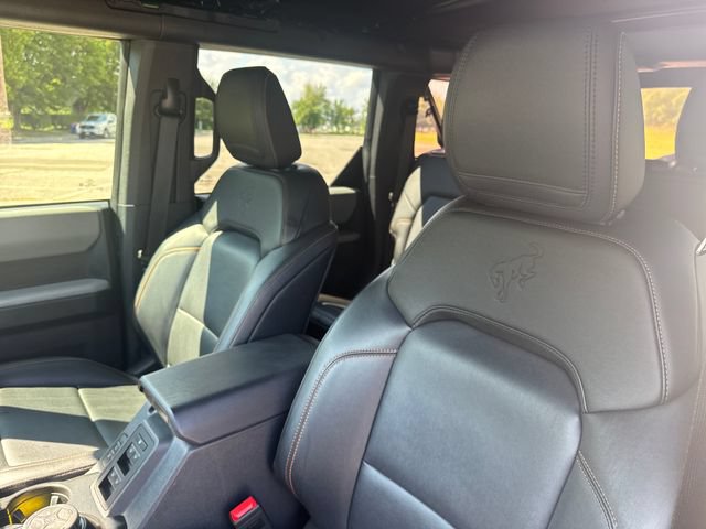 Certified 2022 Ford Bronco Badlands w/ Sasquatch Package AWD/4WD image 18