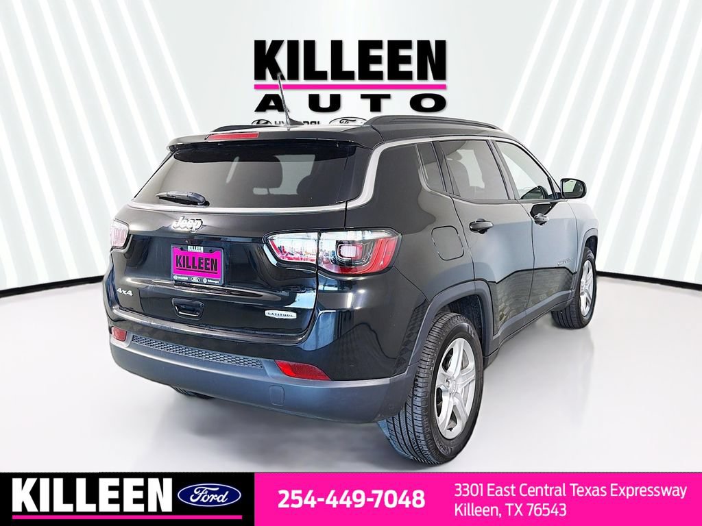 Used 2024 Jeep Compass Latitude AWD/4WD image 9