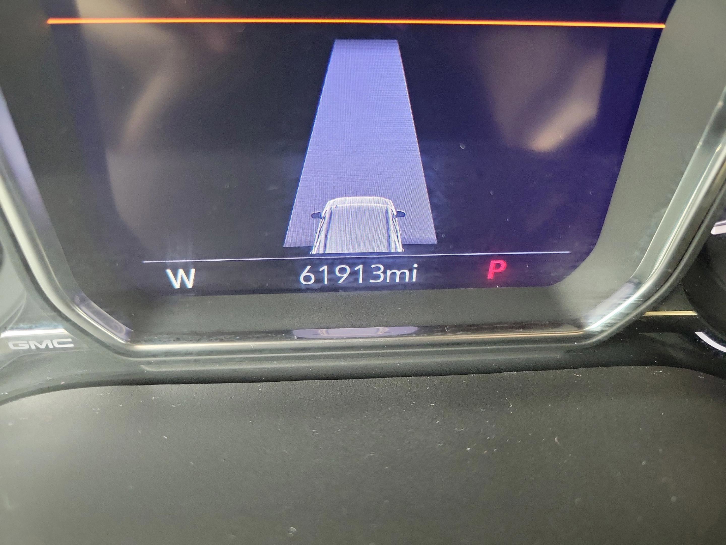 Used 2021 GMC Yukon Denali w/ Denali Premium Package image 15