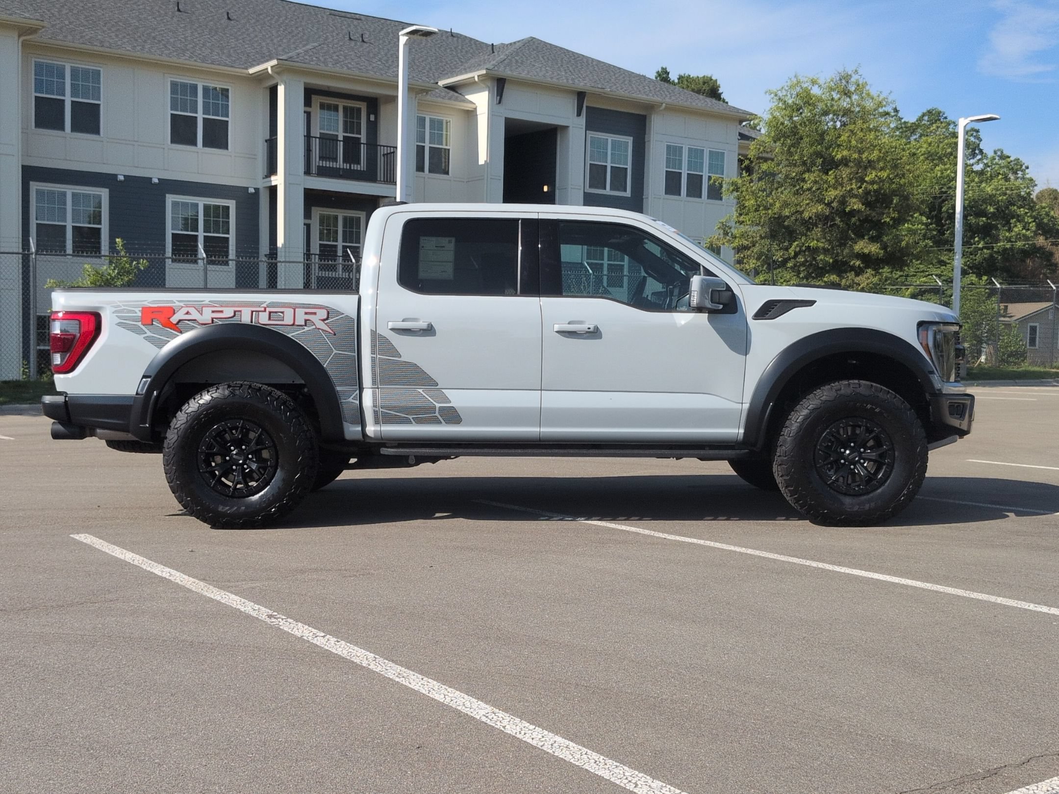 Certified 2023 Ford F150 Raptor w/ Equipment Group 802A Raptor R AWD/4WD image 3