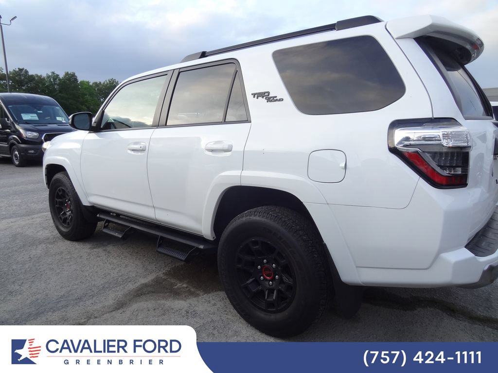 Used 2023 Toyota 4Runner TRD Off-Road Premium w/ Off Road Premium Plus Package AWD/4WD image 4