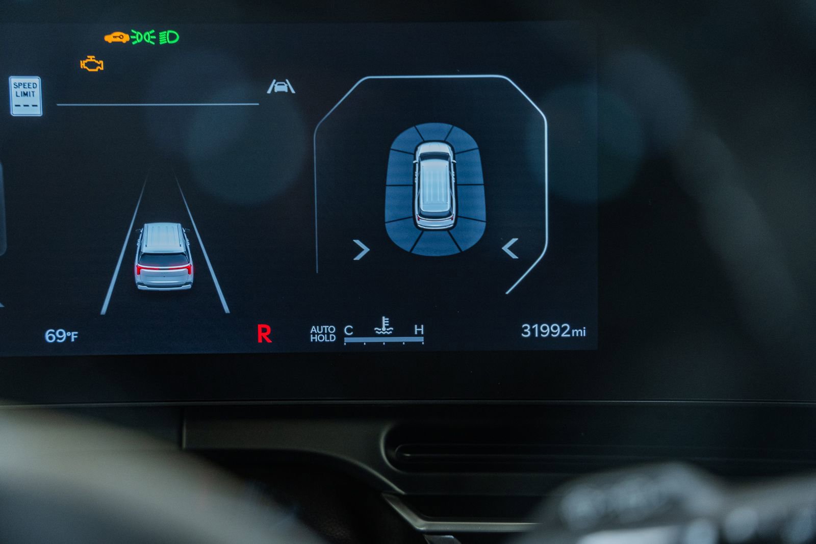 Used 2025 Kia Carnival SX Prestige image 50