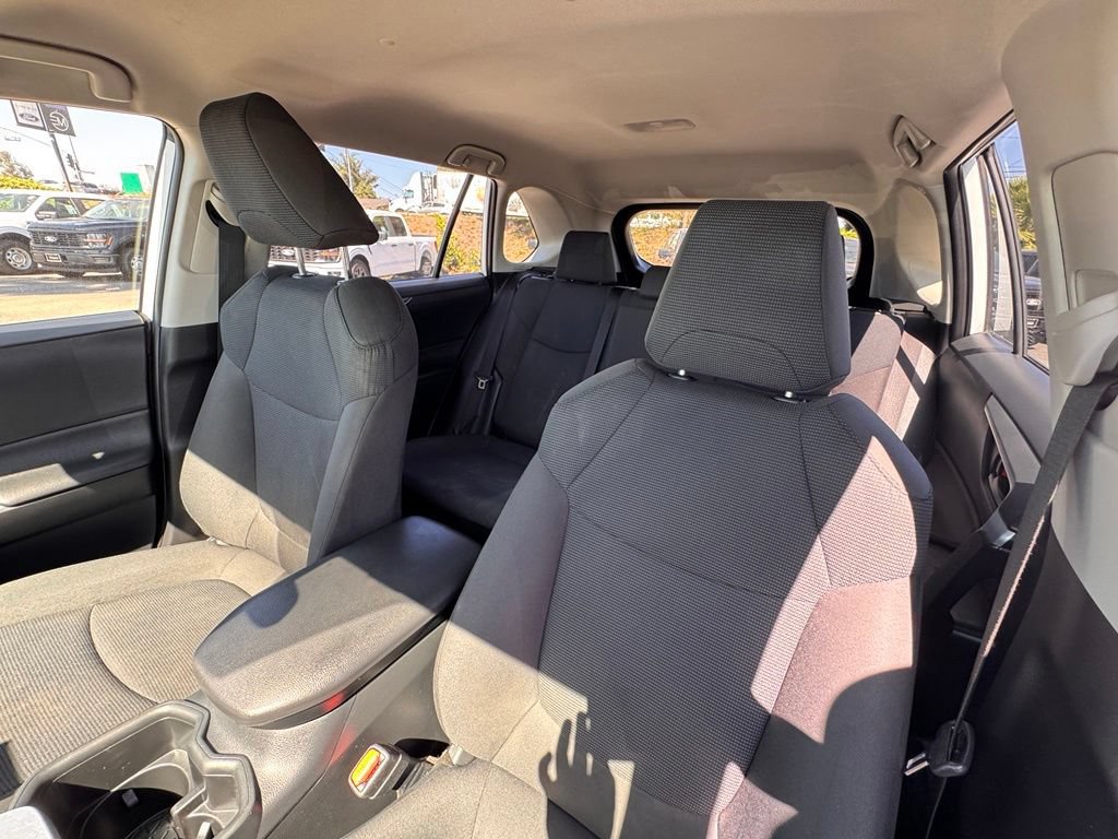 Used 2023 Toyota RAV4 LE AWD/4WD image 19
