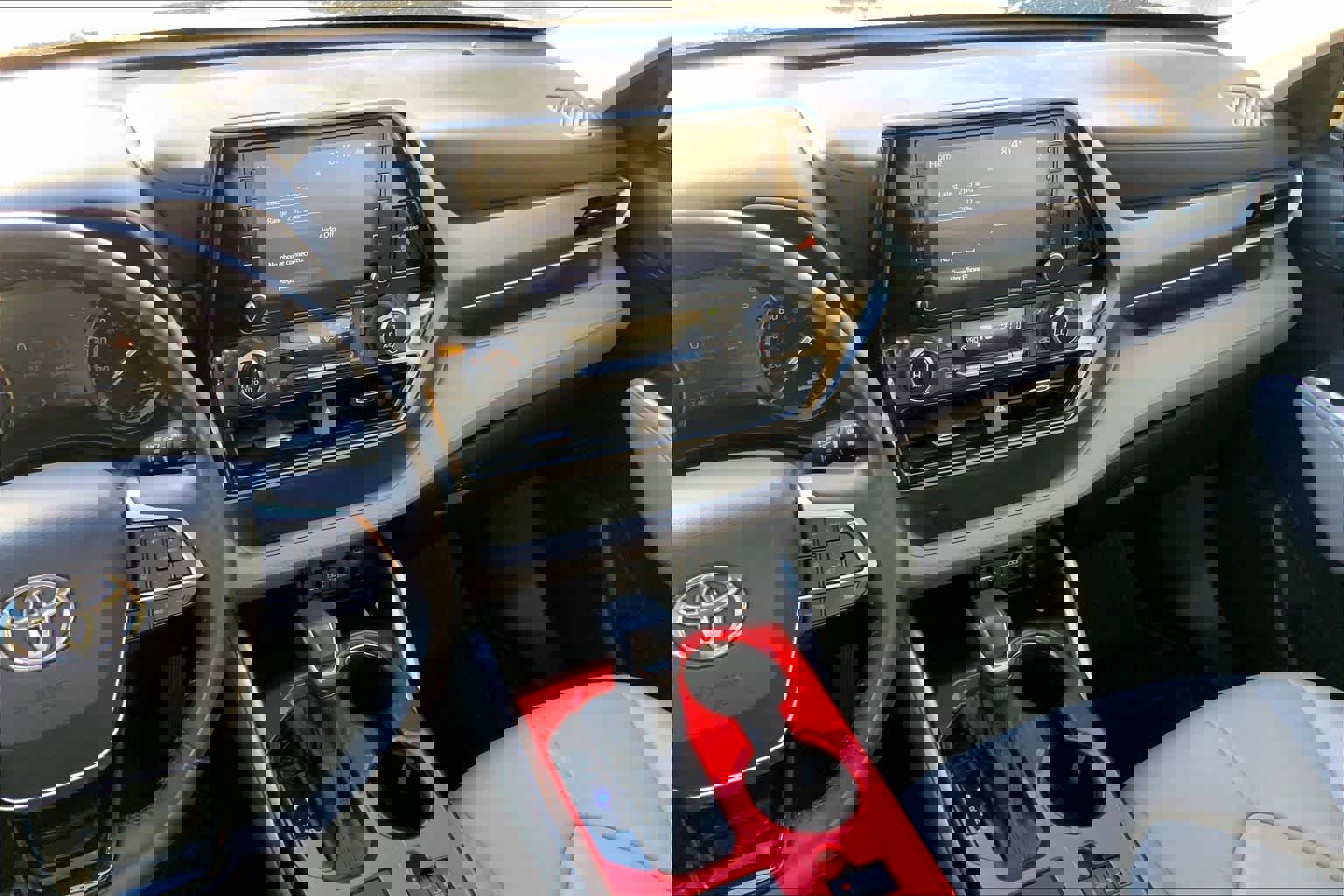 Used 2021 Toyota Highlander XLE FWD image 7