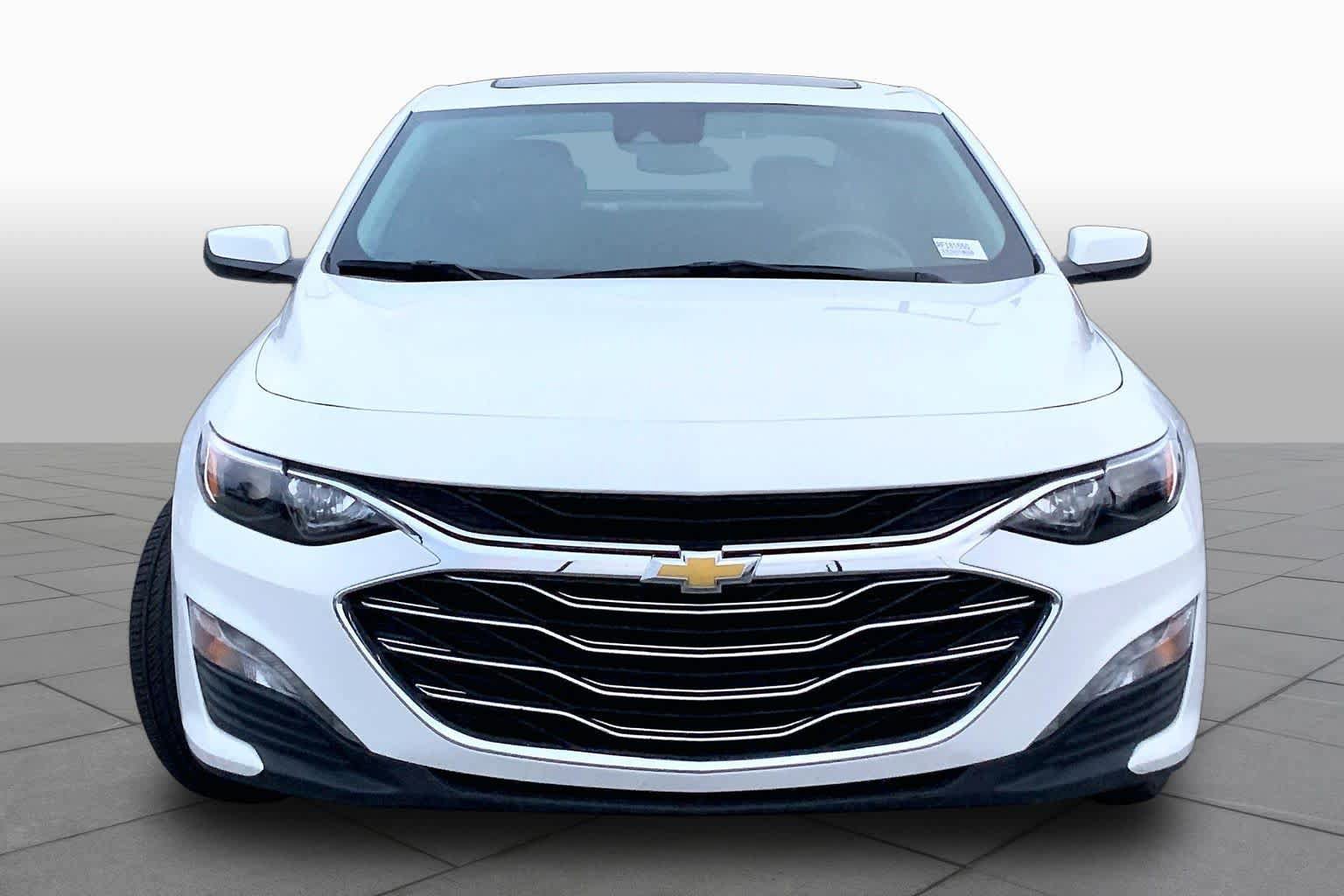 Used 2024 Chevrolet Malibu LT FWD image 4