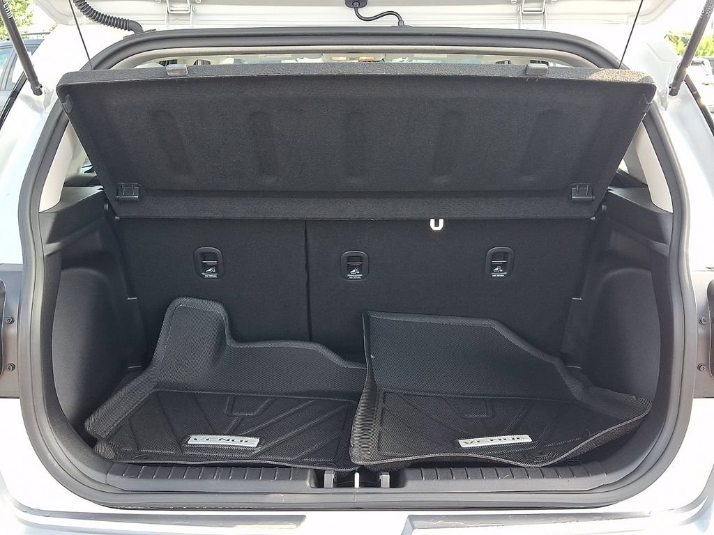 Used 2024 Hyundai Venue SEL FWD image 29