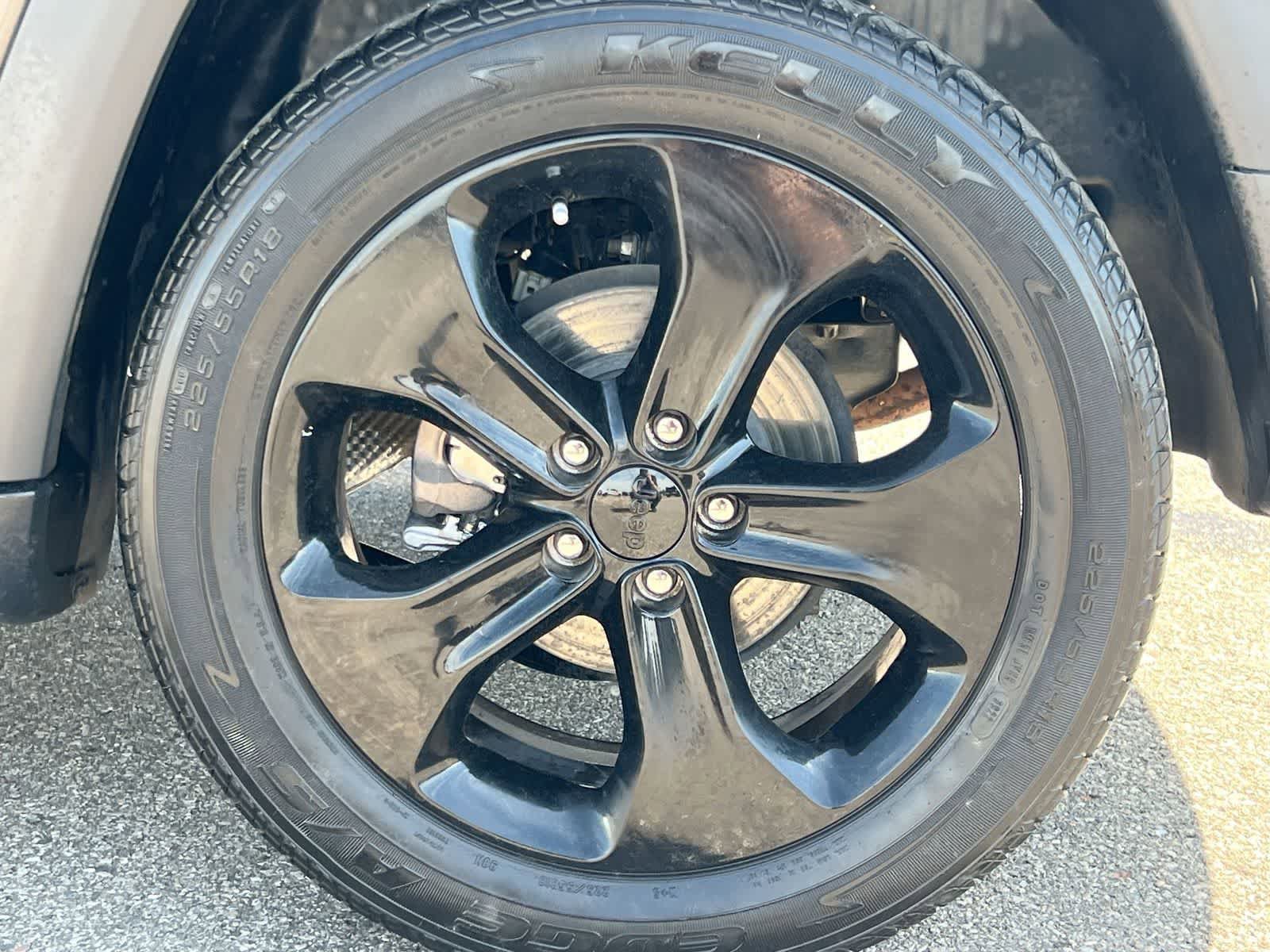Used 2019 Jeep Compass Latitude FWD image 14