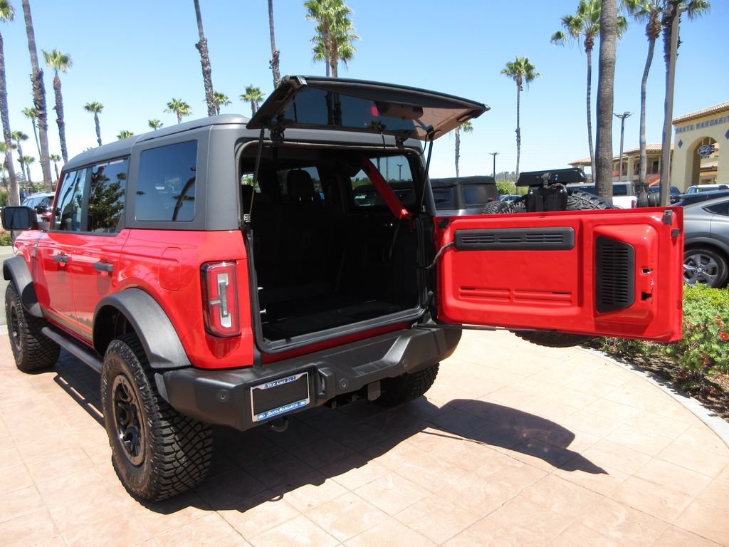Certified 2022 Ford Bronco Wildtrak AWD/4WD image 25