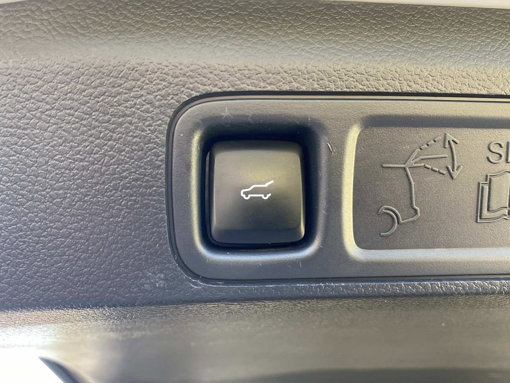 Certified 2024 Ford Expedition Limited AWD/4WD image 8