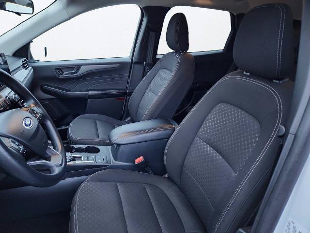 Certified 2025 Ford Escape Active FWD image 10