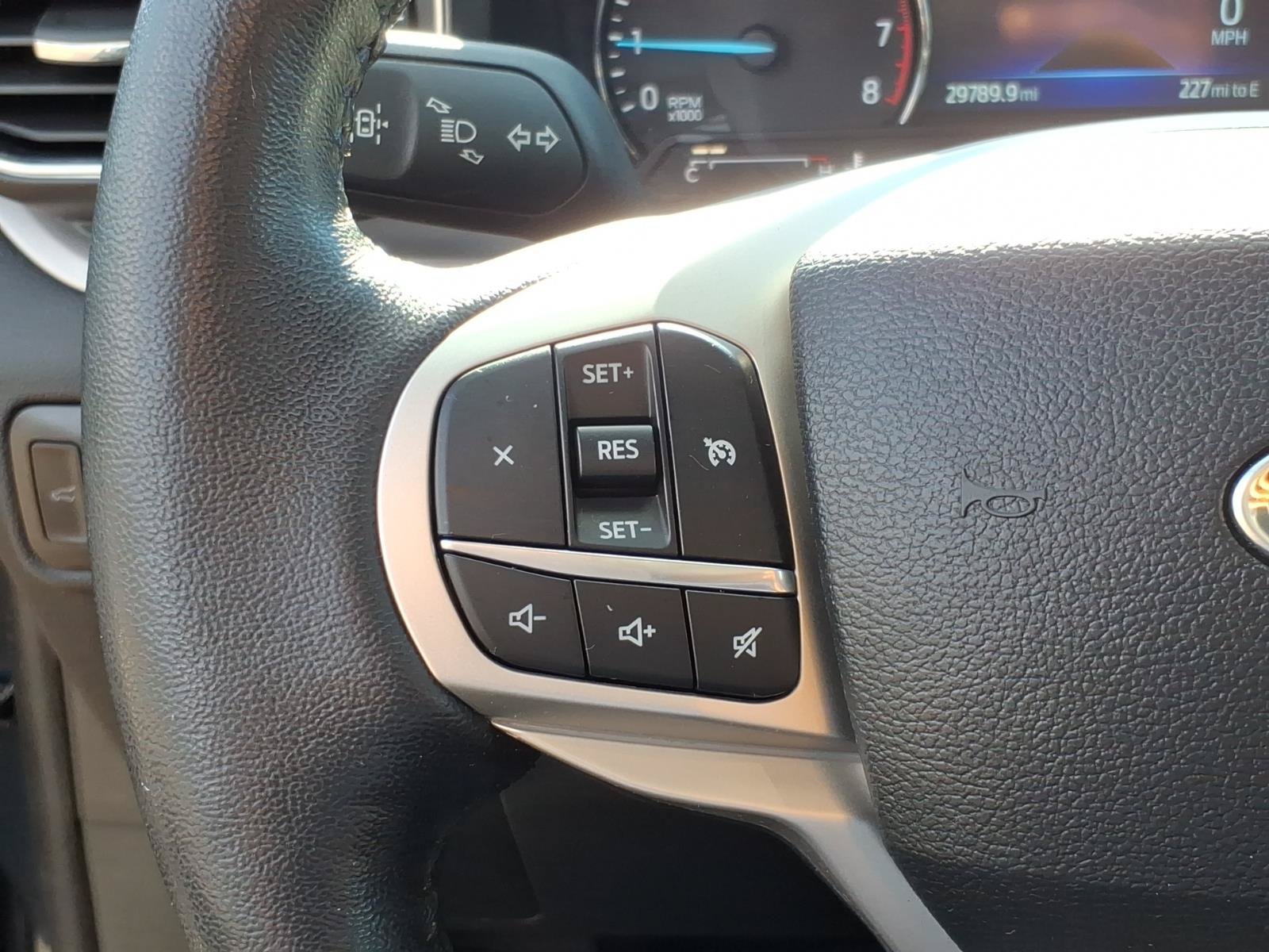 Certified 2023 Ford Explorer XLT w/ Equipment Group 202A AWD/4WD image 17