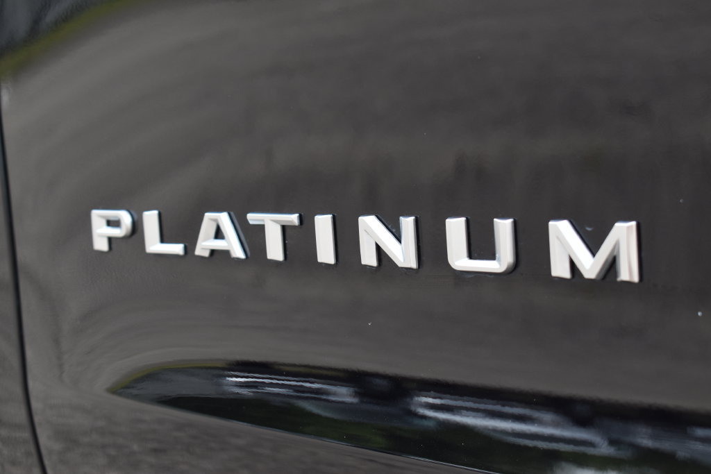 Certified 2025 Ford Expedition Platinum AWD/4WD image 10