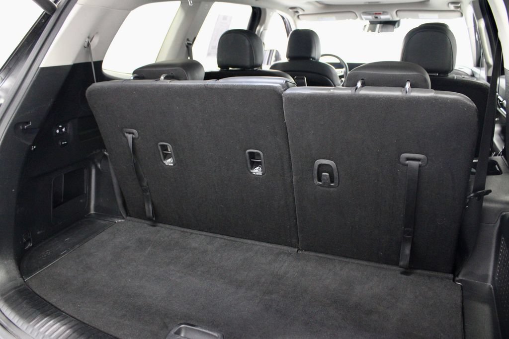 Used 2025 Kia Telluride S AWD/4WD image 14