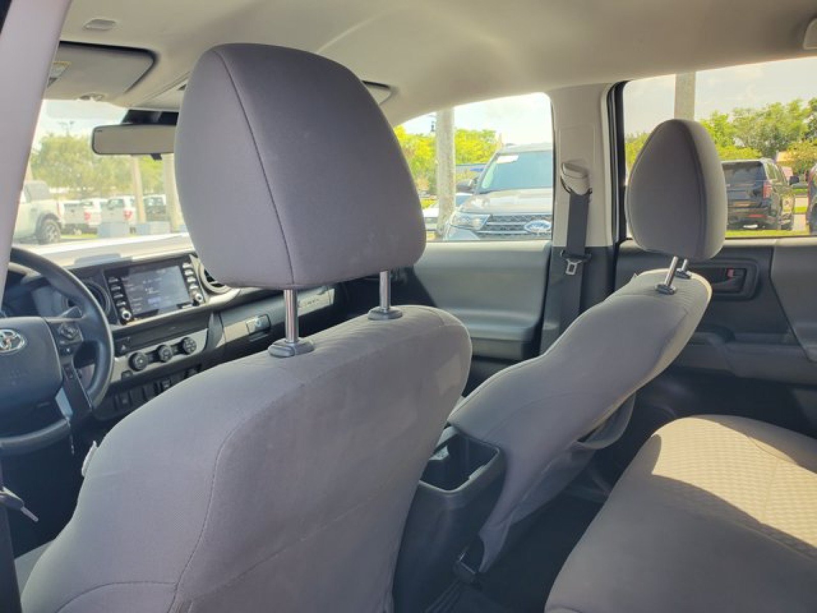 Used 2020 Toyota Tacoma SR w/ SR Convenience Package RWD image 24