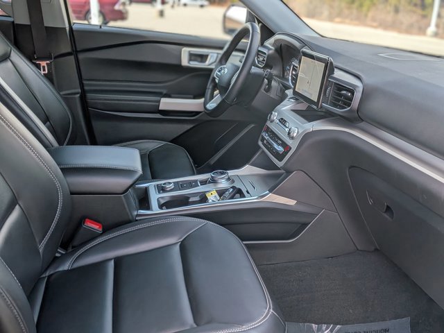 Certified 2023 Ford Explorer XLT w/ Equipment Group 202A image 40