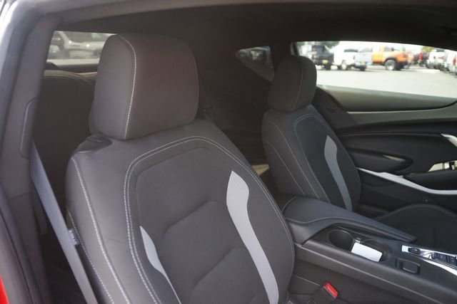 Used 2022 Chevrolet Camaro SS RWD image 15