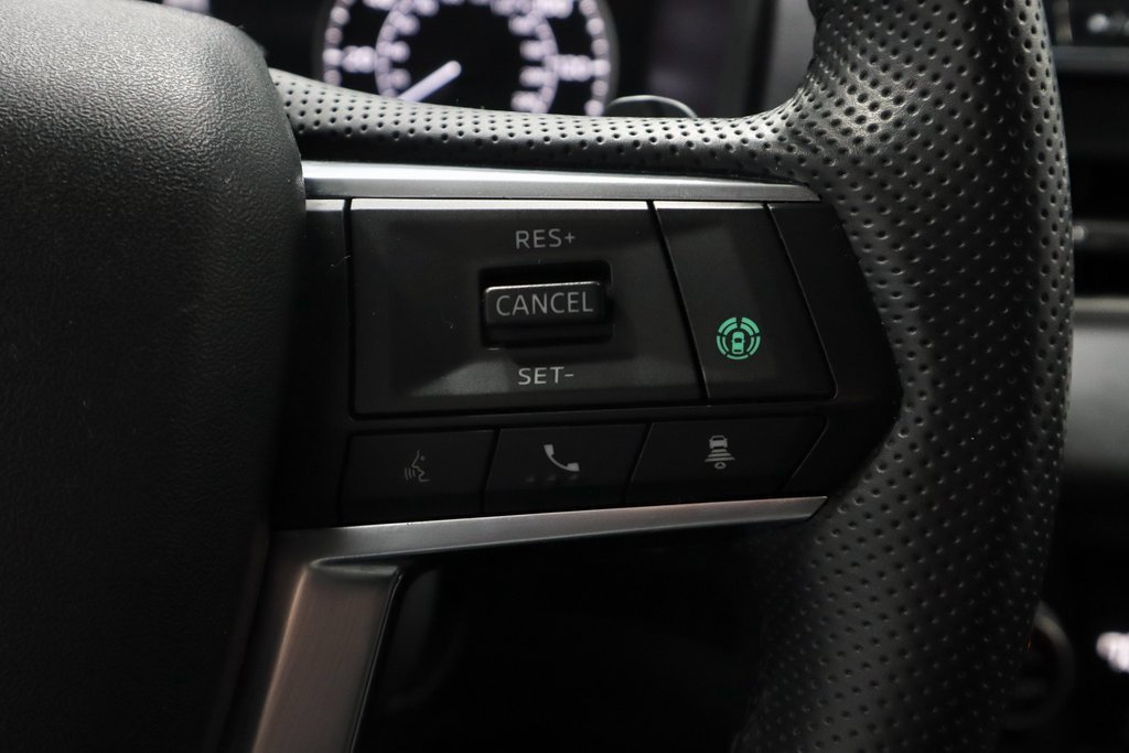 Used 2024 Mitsubishi Outlander SE image 29