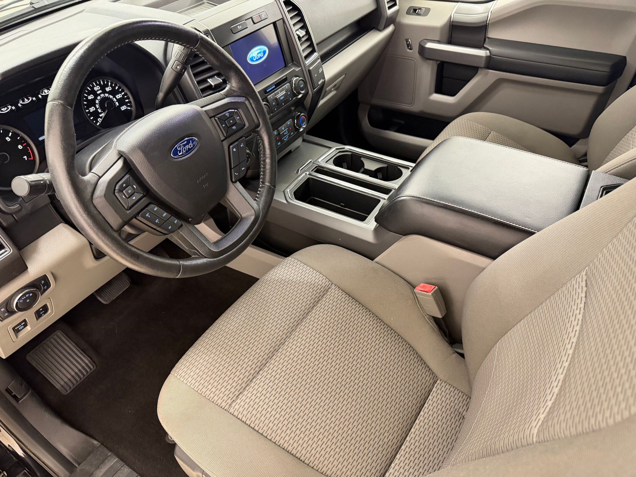 Certified 2019 Ford F150 XLT w/ Equipment Group 302A Luxury AWD/4WD image 4