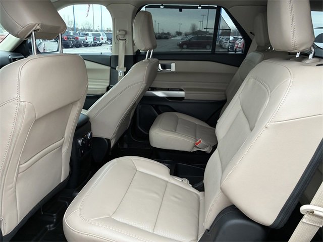 Certified 2021 Ford Explorer Limited w/ Equipment Group 301A image 14