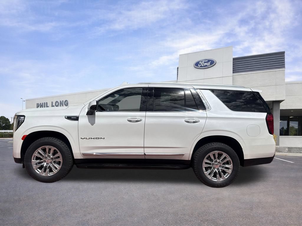 Used 2023 GMC Yukon SLT w/ SLT Luxury Package AWD/4WD image 5