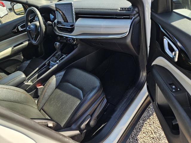 Used 2024 Jeep Compass Limited AWD/4WD image 9