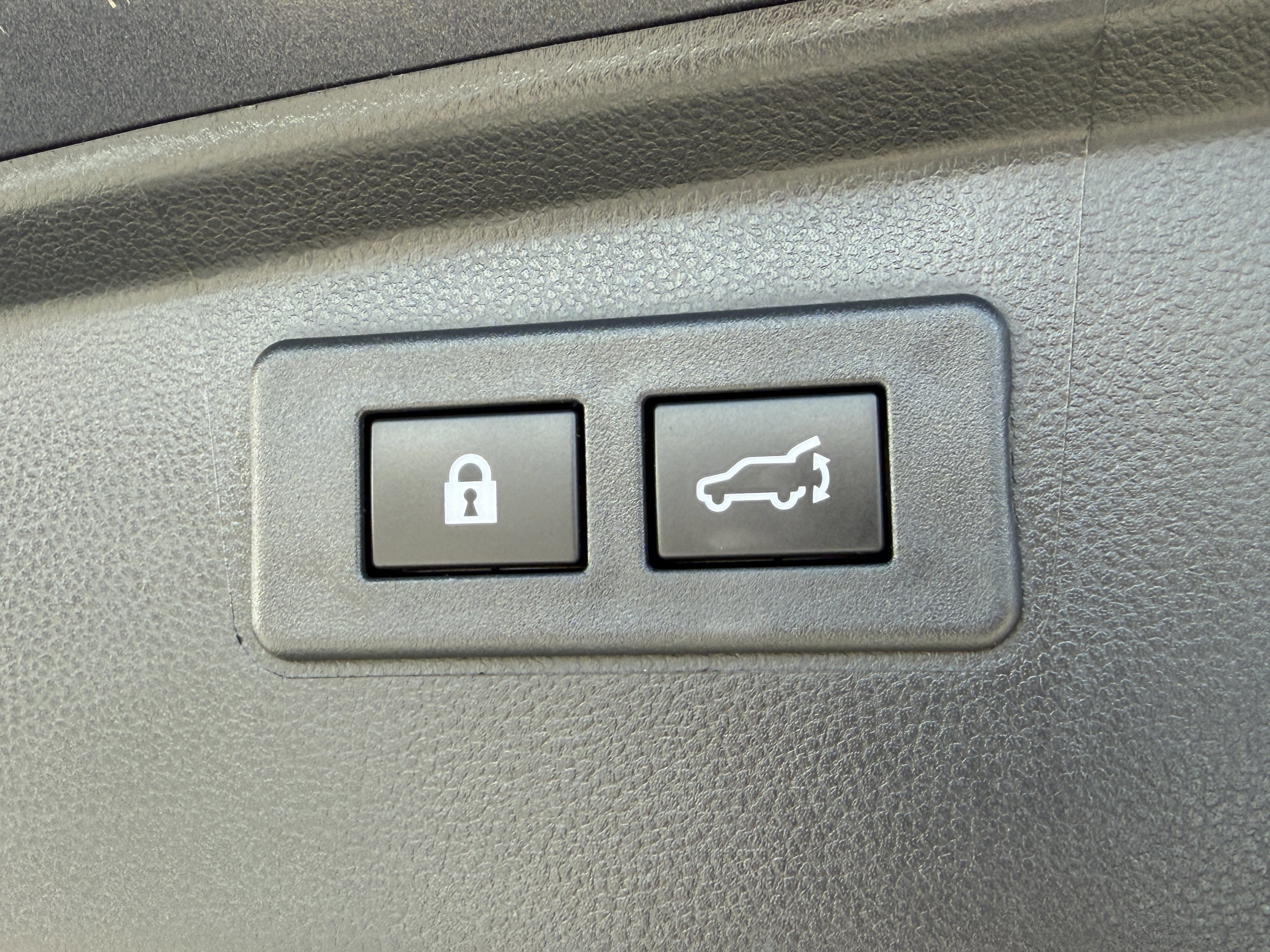 Used 2023 Subaru Outback Premium AWD/4WD image 14