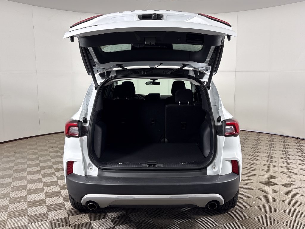 Certified 2023 Ford Escape Active FWD image 10