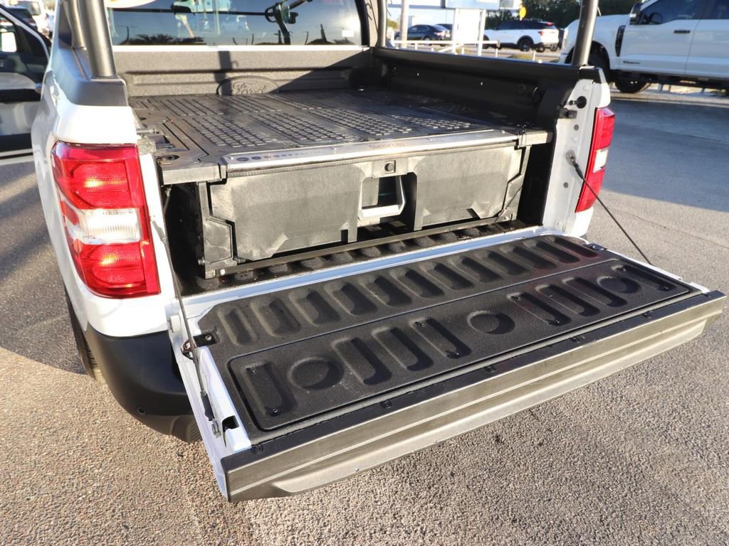 Certified 2025 Ford Maverick XLT w/ Equipment Group 302A image 16