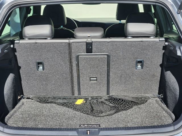 Used 2018 Volkswagen Golf R 4-Door image 19