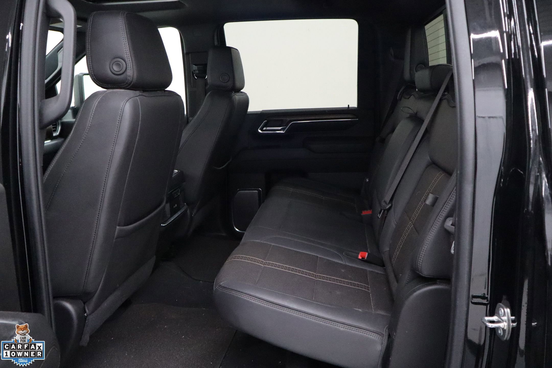 Used 2024 Chevrolet Silverado 2500 High Country w/ High Country Premium Package image 31