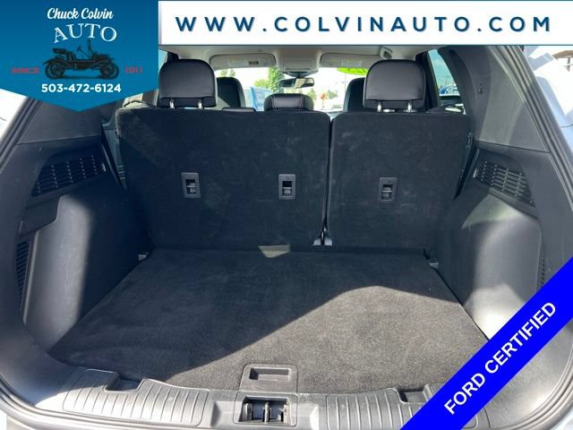 Certified 2025 Ford Escape Platinum AWD/4WD image 28