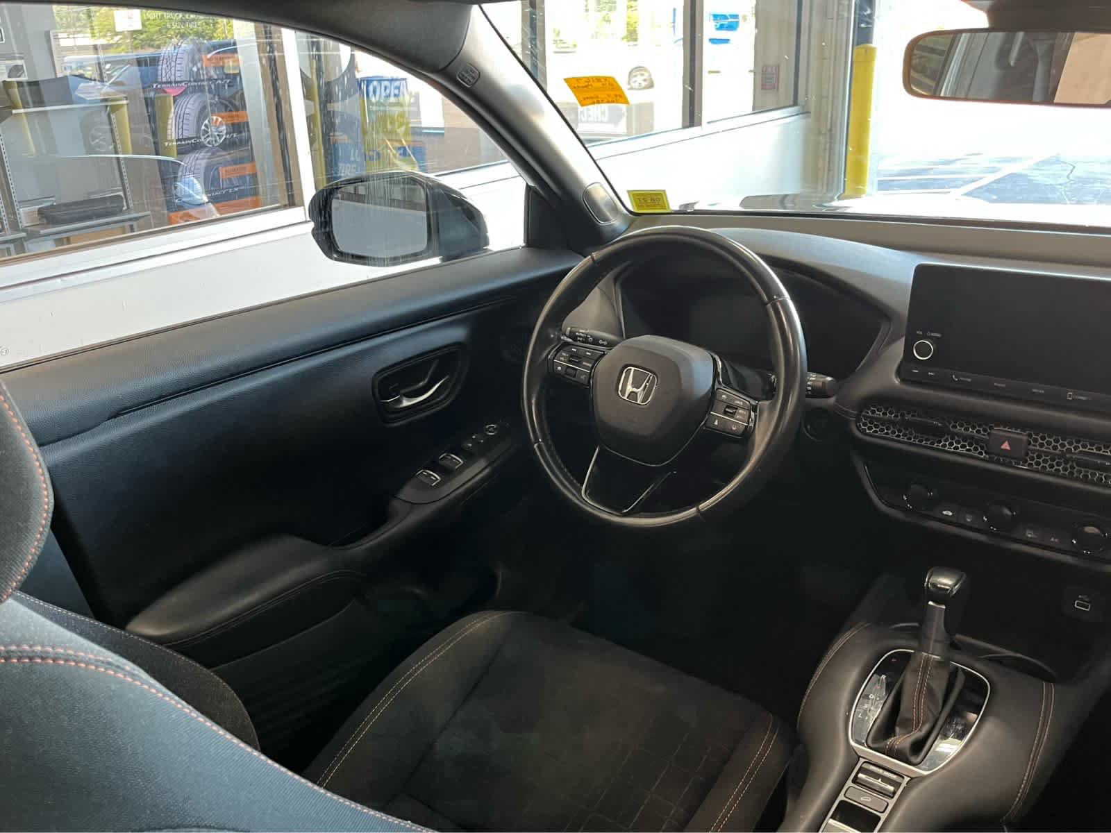 Used 2024 Honda HR-V Sport image 16