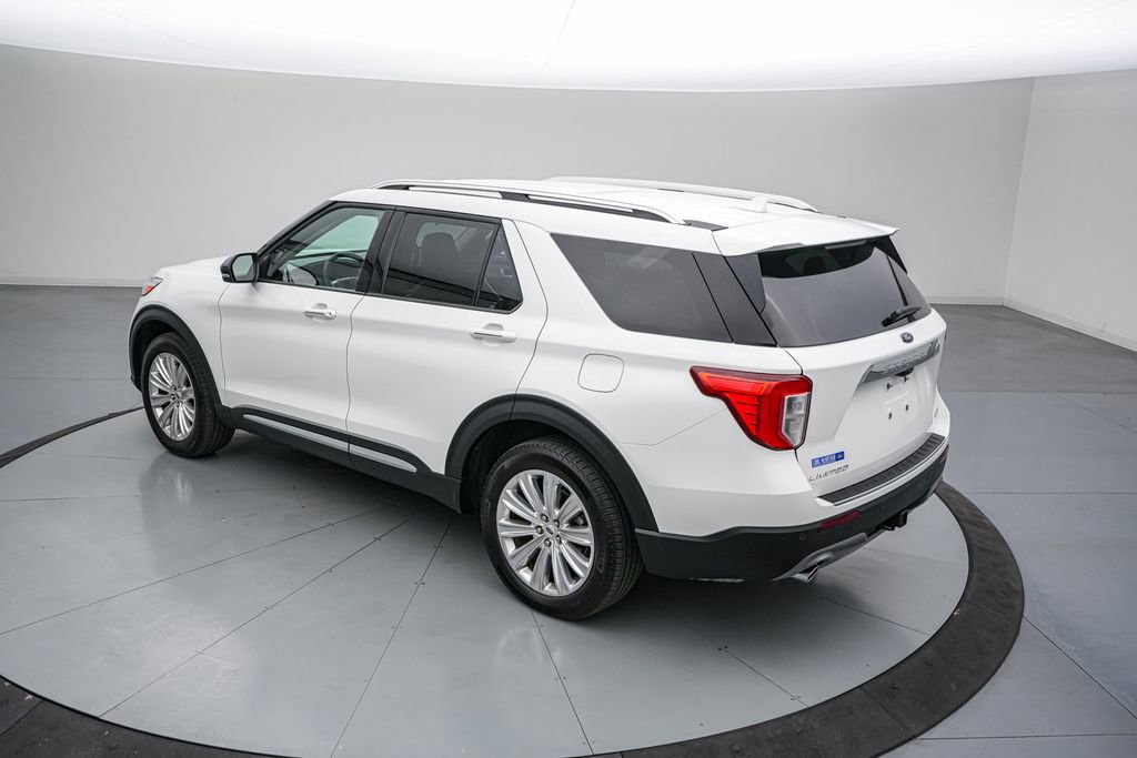 Certified 2023 Ford Explorer Limited w/ Equipment Group 301A AWD/4WD image 3