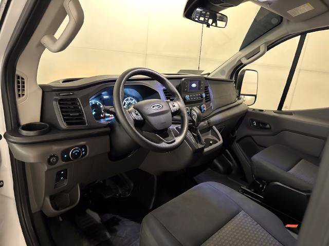 Certified 2025 Ford Transit 250 Low Roof w/ Exterior Upgrade Package RWD image 5