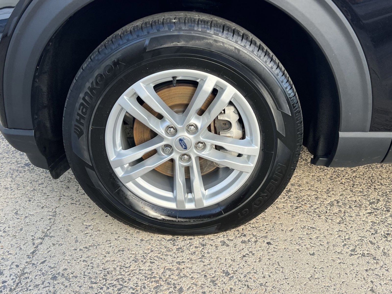 Certified 2022 Ford Explorer XLT w/ Equipment Group 202A image 12