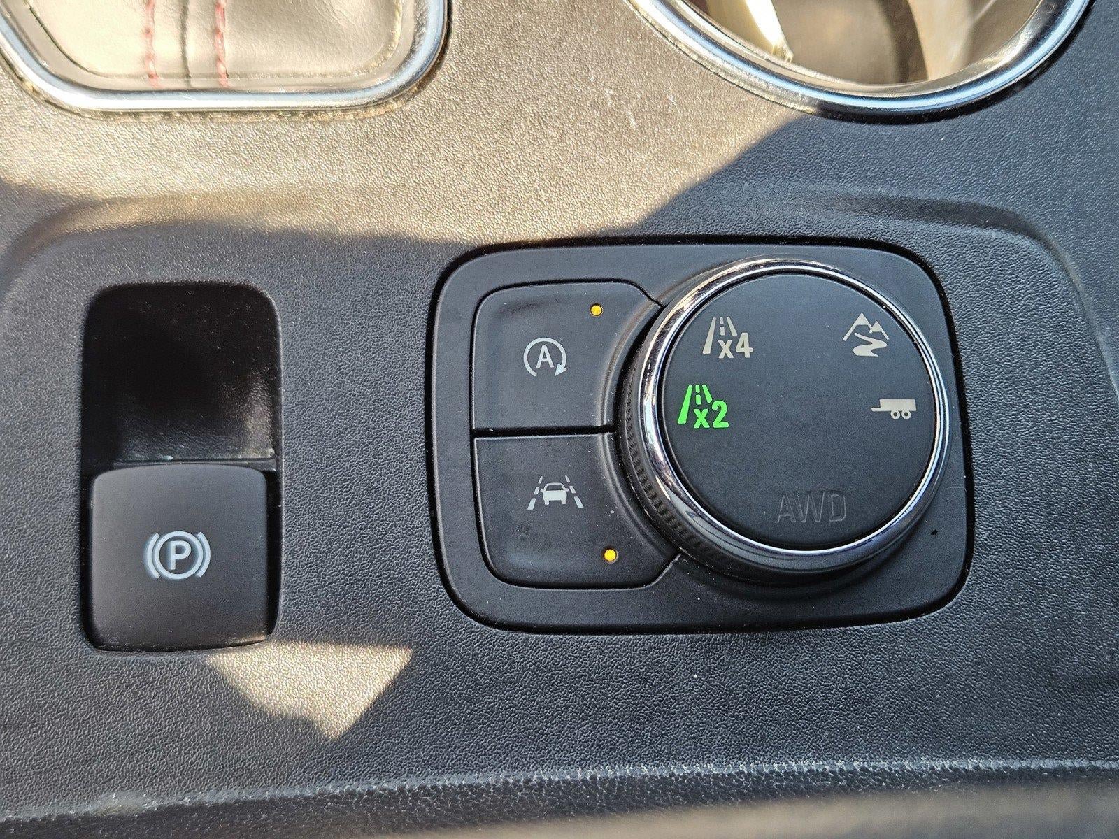 Used 2023 Chevrolet Traverse RS AWD/4WD image 22