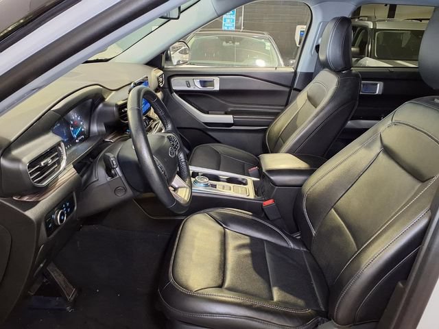 Certified 2023 Ford Explorer Limited w/ Equipment Group 301A RWD image 19