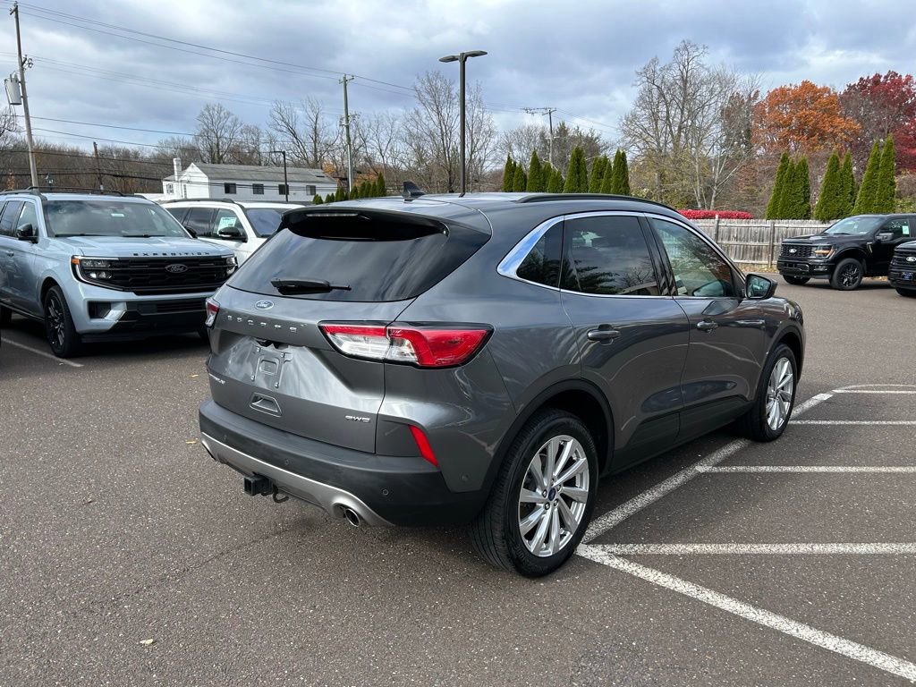 Certified 2022 Ford Escape Titanium w/ Titanium Elite Package image 3