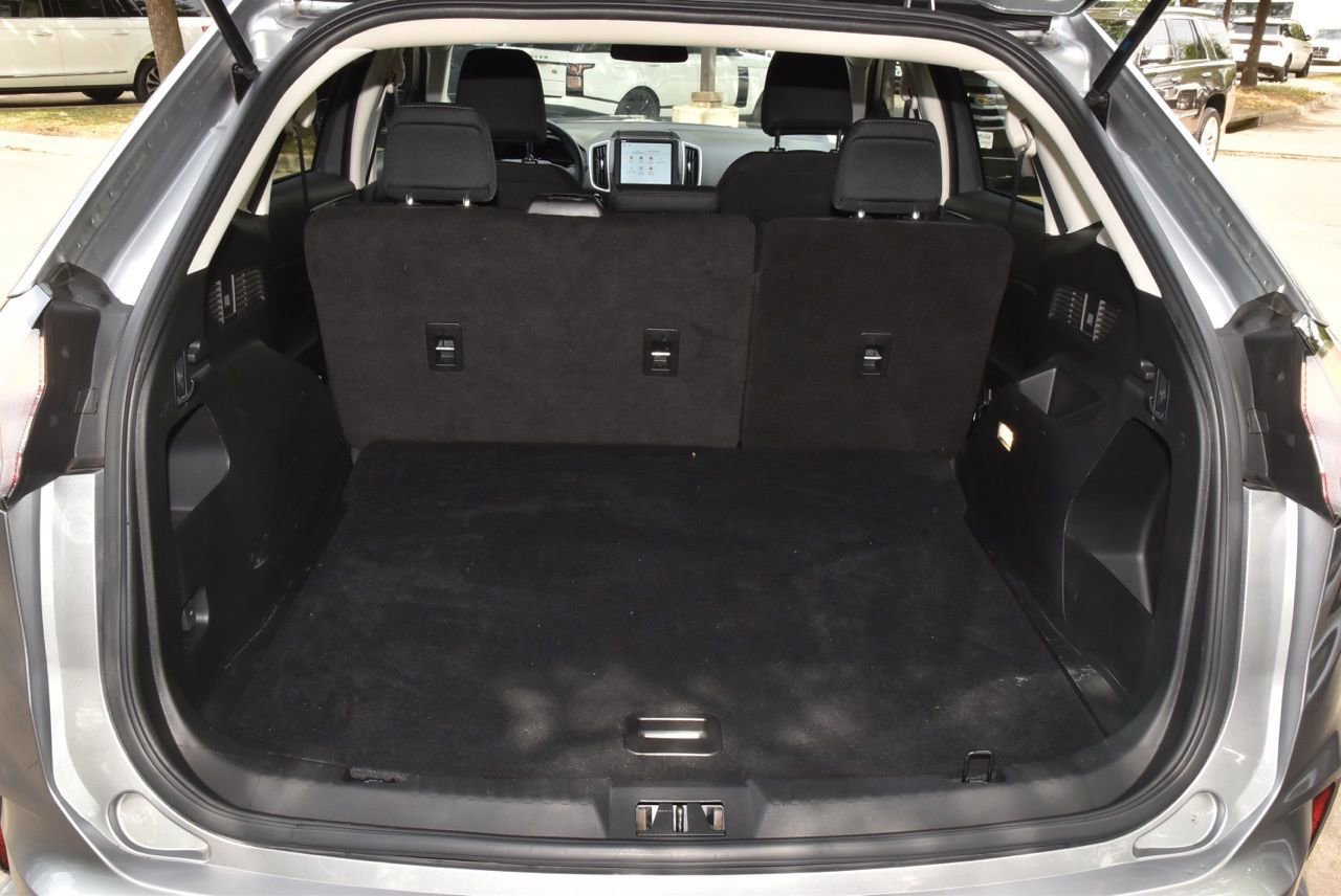 Certified 2023 Ford Edge SE w/ Black Appearance Package image 34