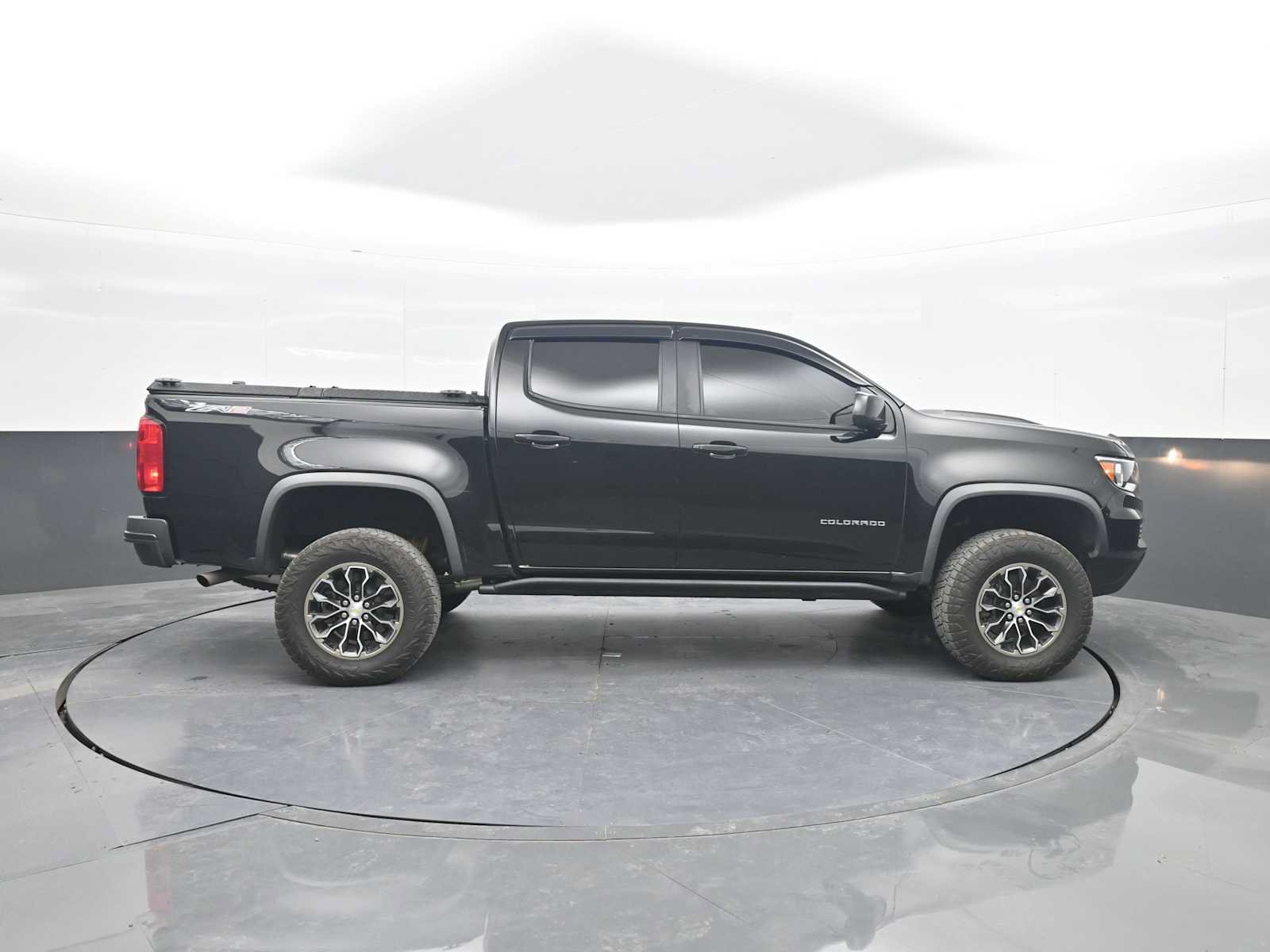 Used 2021 Chevrolet Colorado ZR2 AWD/4WD image 9