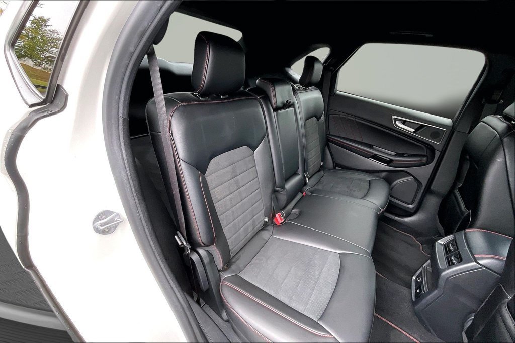 Certified 2022 Ford Edge ST-Line AWD/4WD image 26