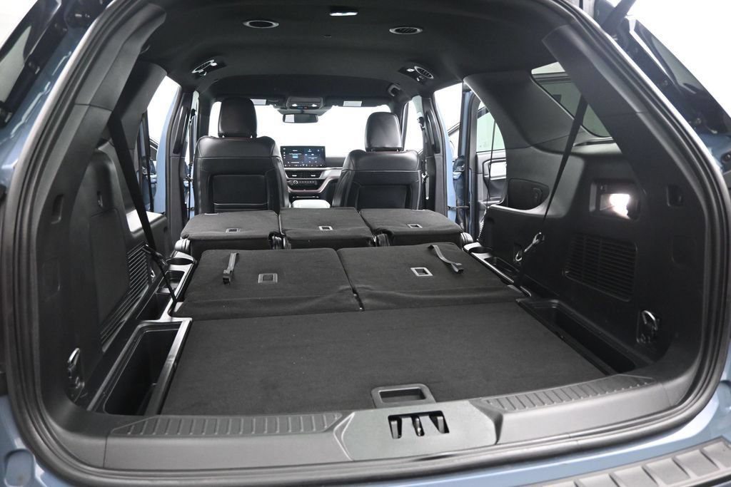 Certified 2025 Ford Explorer ST-Line w/ Premium Package RWD image 25