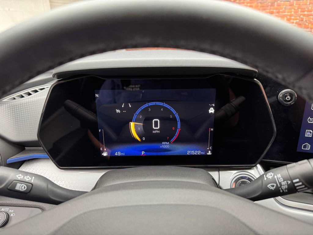 Used 2024 Chevrolet Trax LT w/ LT Convenience Package image 18