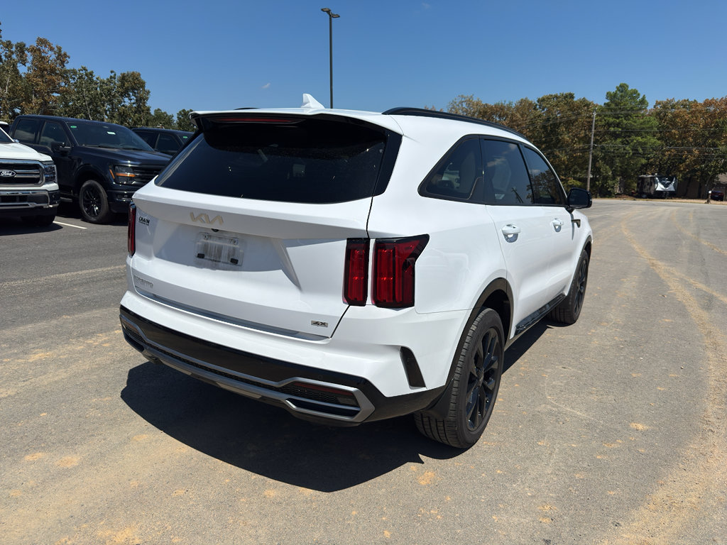 Used 2023 Kia Sorento SX AWD/4WD image 5